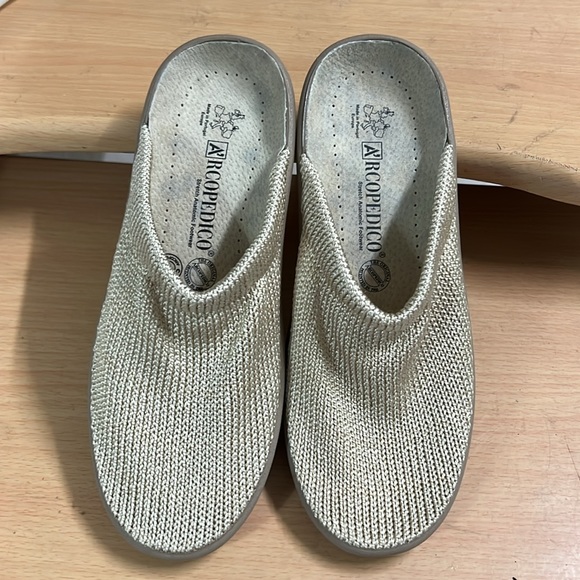 A’rcopedico Mule Slides Anatomic Footwear 6 - Picture 5 of 8